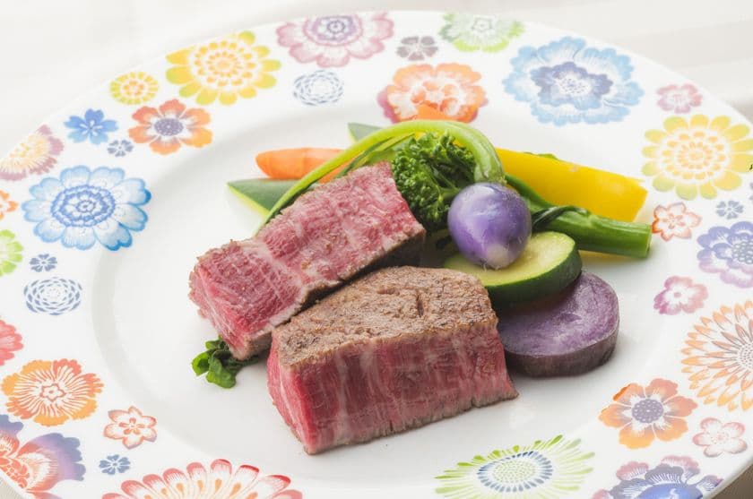 明治初期の京町屋で牛1頭を食べ尽くす！
地元 京都の「黒毛和牛」や希少部位肉90分食べ放題を開始
