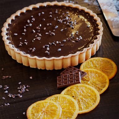 オレンジ薫るブラウンチョコレートのクリームチーズタルト