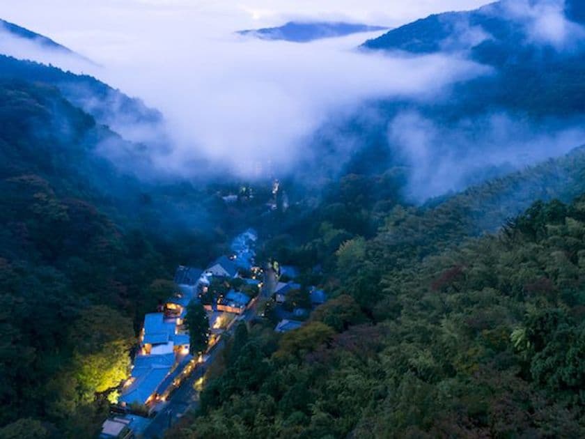 神奈川県奥湯河原の名宿「奥湯河原 結唯」に新たに、
贅沢な大人の隠れ家「離れ 紫葉」4棟が1月22日より開業