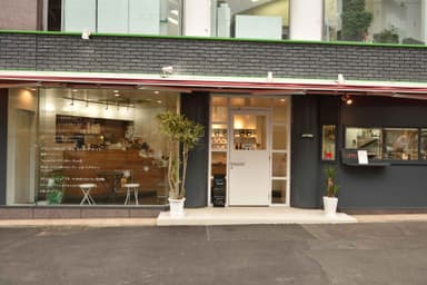 店舗外観