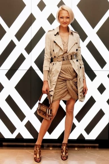 モデル　富永愛さん