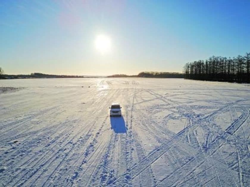 ひがし北海道初！アドレナリン出まくりの大興奮イベント開催
　雪上ドリフト体験＆スノーモービル体験
