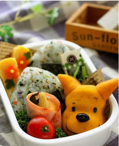 キャラ弁当　サンプル