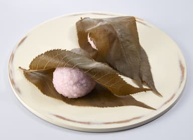鶴屋八幡
