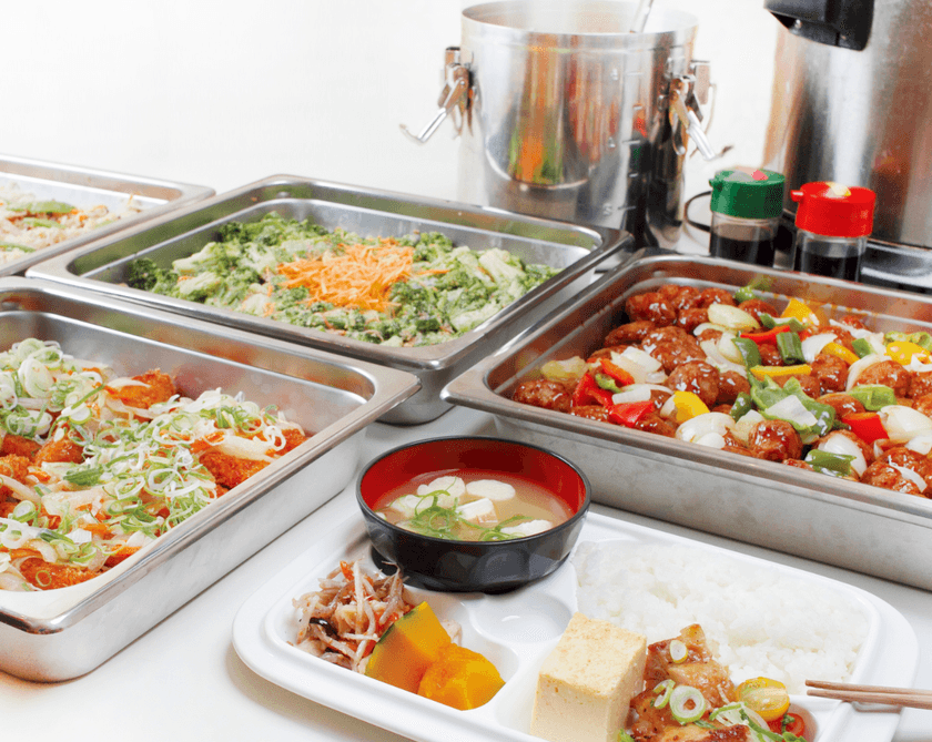 企業の福利厚生と社員定着へ貢献する「380円出張食堂」が
食堂メニューをリニューアル！ビュッフェ型の食堂の無料試食も実施