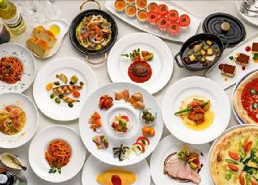 イタリア料理×ドルチェ約50種類のオーダーブッフェ
美味しく食べて「食品ロス」削減に貢献
食べ残しなしで料金が10％OFFに。第一ホテルアネックスにて