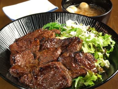 極上ハラミ丼