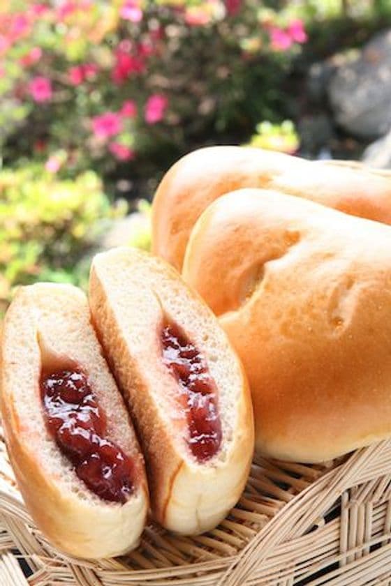 10年以上の時を経て“究極”の『いちごジャムぱん』誕生！？
　福岡の天然酵母パン専門店「月の峠」で限定発売