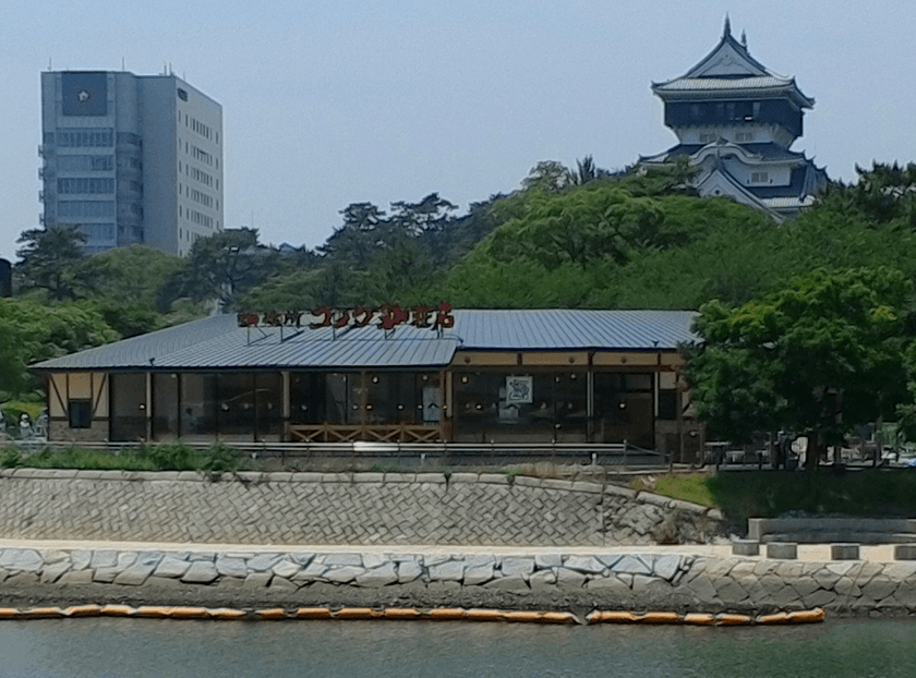 「コメダ珈琲店 北九州勝山公園店」が7月18日(水)オープン　
公募設置管理制度(Park-PFI)における便益施設として全国初！