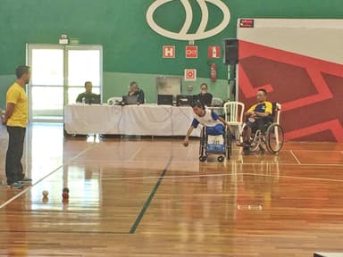 ボッチャ選手