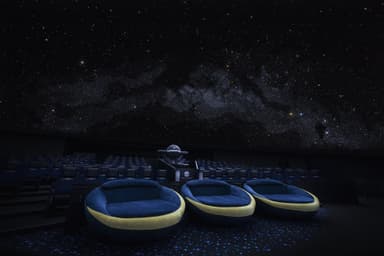 プラネタリウム天空施設写真