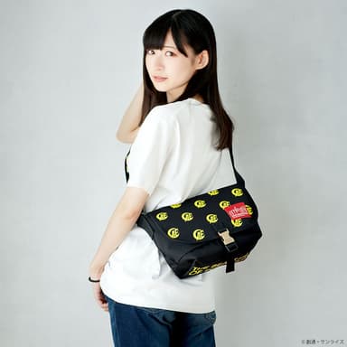 カジュアルメッセンジャーS(アナハイム・エレクトロニクス社) 着用イメージ