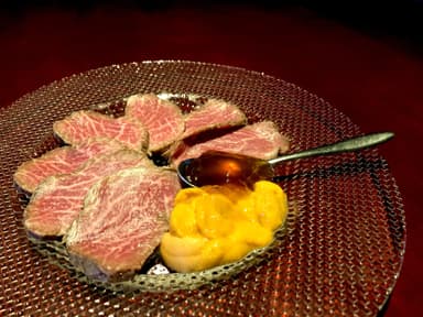 和牛のたたきと雲丹ジュレ