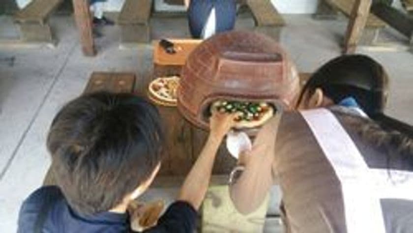 10月20日（土）より後期開催！
「手作りピザ教室」～秋の六甲山でお手軽アウトドアクッキング！～