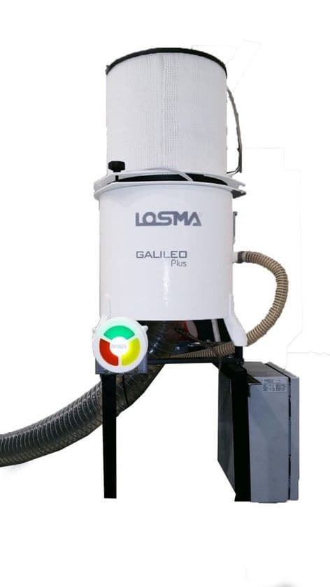 ＜新商品＞
フィルター交換時期が“見える”
新開発 ビジュアルインジケーター搭載
「LOSMA IoT(ロズマ・アイオーティー)」
水平方向にダクトを出せる新開発の「水平ダクトユニット」
2018年10月中旬から日本国内で販売開始
