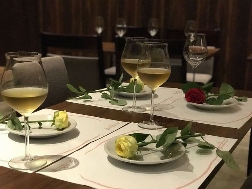 食事中に突然事件が発生！？ゲスト参加型の謎解きレストラン
「Ristorante senza mistero」
川崎・ラ チッタデッラ THE GRILL MARKETにて10月20日開催