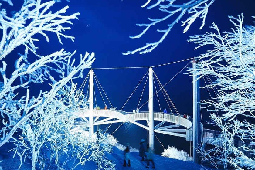 星野リゾート　トマム（北海道勇払郡占冠村）
360度、霧氷に囲まれた展望デッキ「Cloud Walk」での滞在
冬山の絶景を眺める「霧氷テラス」で霧氷のライトアップを実施
実施期間：2018年12月1日〜25日