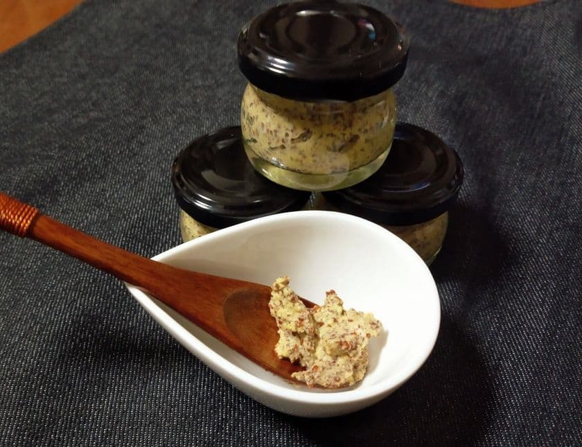 “日本一のぶどうの里”の新名物はマスタード！？
「ふるさとチョイス」でクラウドファンディング実施中　
山梨県笛吹市の地域おこし協力隊が開発