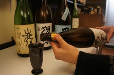 42銘柄もの日本酒・焼酎・泡盛を1杯390円で提供_2