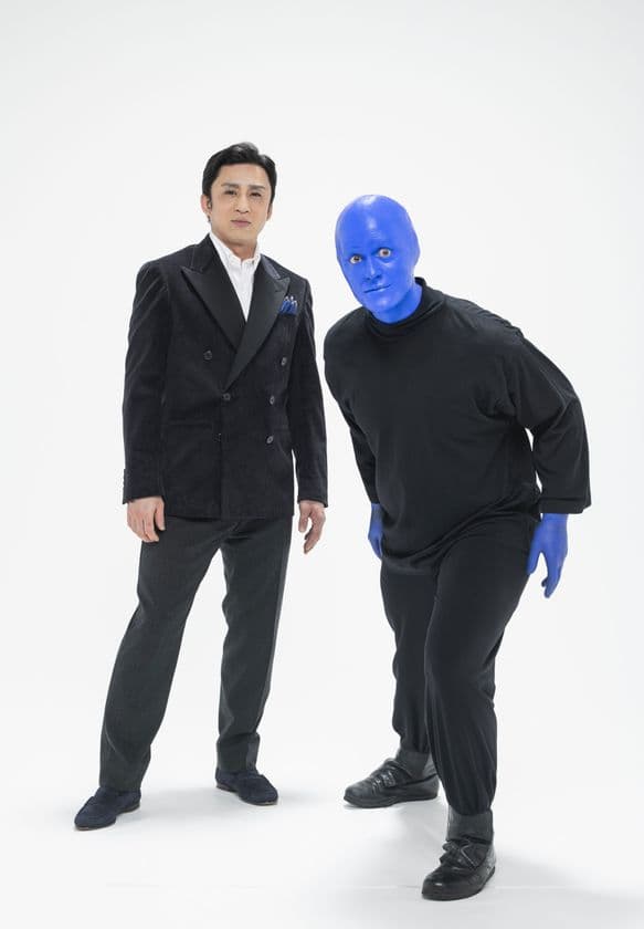 十代目松本幸四郎と、ブルーマングループパフォーマーが対談！
日本の伝統芸能×世界的エンターテインメントの“歌舞伎者”が語る