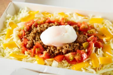 「TABETE」限定メニュー「めり乃特製 ラム肉で作るタコライス」2