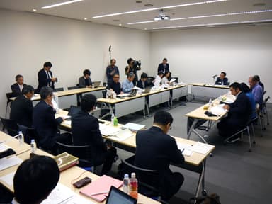 懇談会の様子