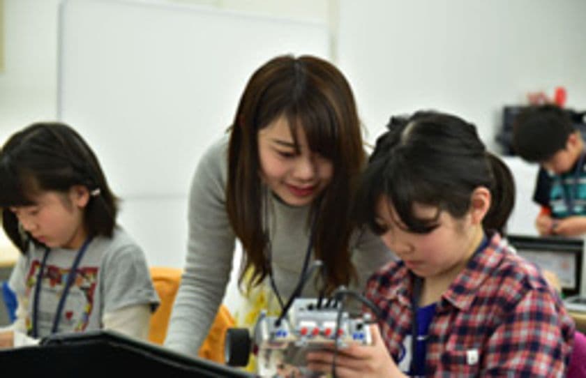 ロボットプログラミング教室「プログラボ」
2019年4月、大阪・京都・東京・千葉に9校開校！
～関西と首都圏で合わせて計36校に！各校で無料体験会を実施します～