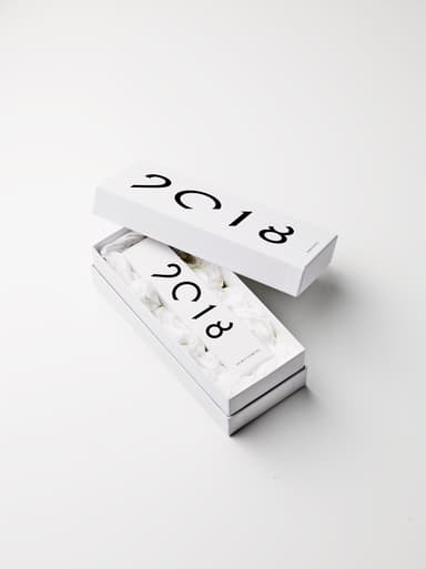 ギフトボックス入り「2.0.1.8」オイルクラッシュウォーター 2