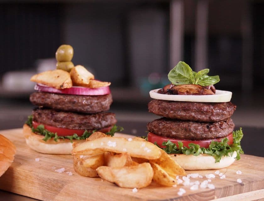 「サファリバーグ」が流行の予感！？
カンガルー＆ダチョウ肉のパティがお肉の通販サイト
「ミートガイ」で人気急上昇