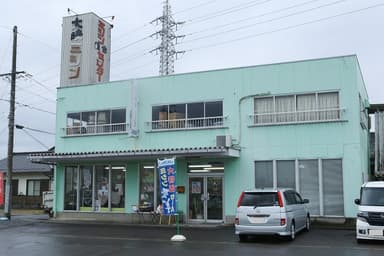 ミシン屋さんの「大映ミシン」外観