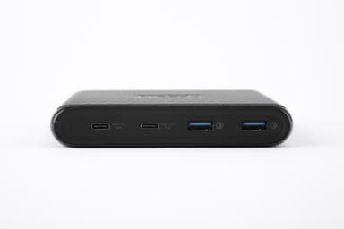 USB PD対応「USB Type-C」とQC3.0対応「USB Type-A」を各2ポート搭載