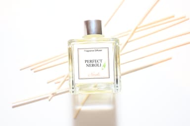 『Aroma & Beauty Neroli』限定の高級アロマディフューザー『PERFECT NEROLI』(エジプト産ネロリ配合)