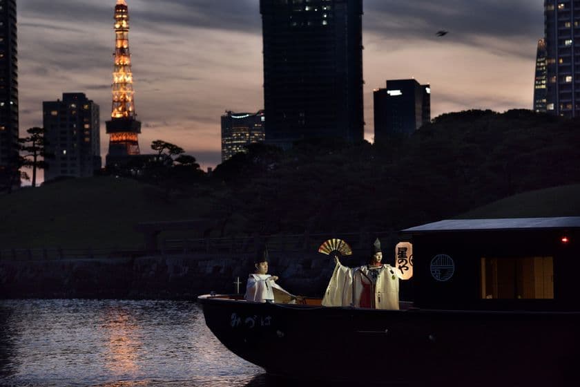 星のや東京
伝統芸能と貸切舟でのナイトクルーズを楽しむ
「東京・秋夜の舟あそび ～船上雅楽～」今年も開催
期間：2019年9月1日〜11月30日