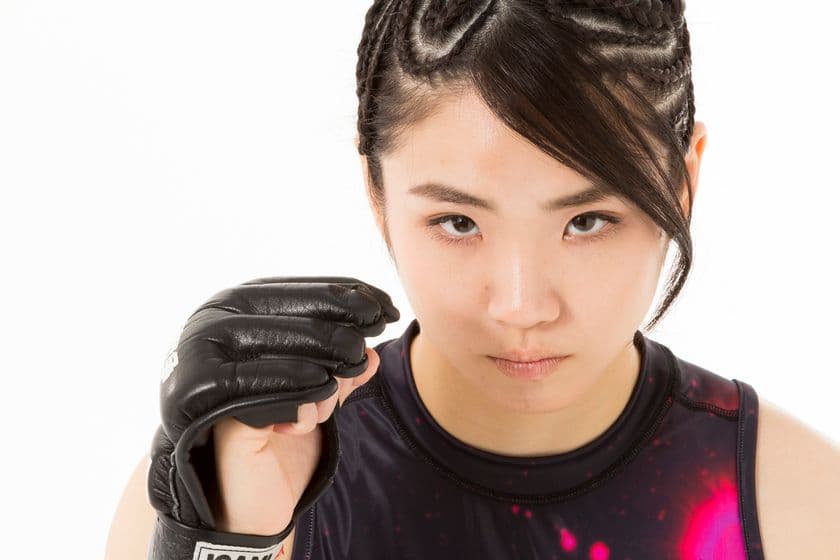 7月9日(火)KRAZY BEE総合格闘家あい選手のトークイベント　
日本最大のスポーツ総合展「SPORTEC」で開催決定！