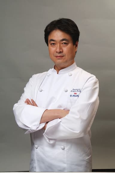 特別審査員 日高良実シェフ