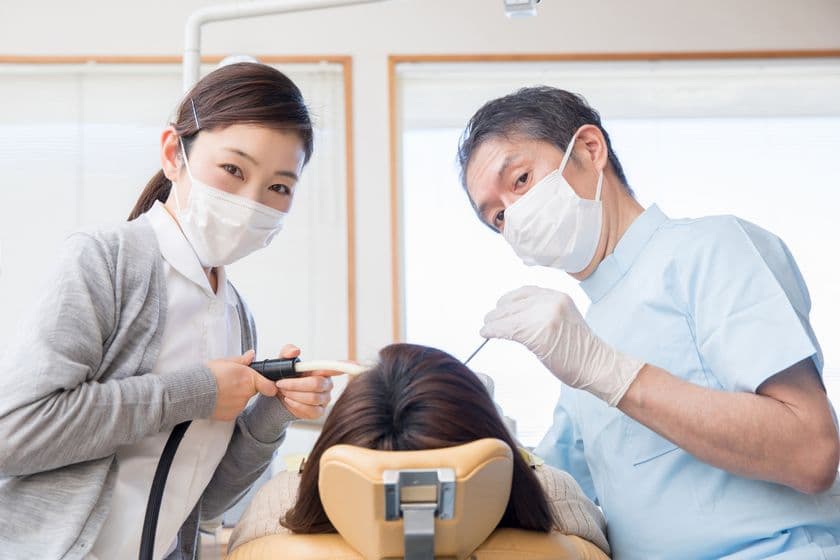 7月28日(日)「削らない歯学会」
設立記念シンポジウム開催のご案内
＝患者の歯を守る「歯を削らない」治療法の検証と確立を目指して＝