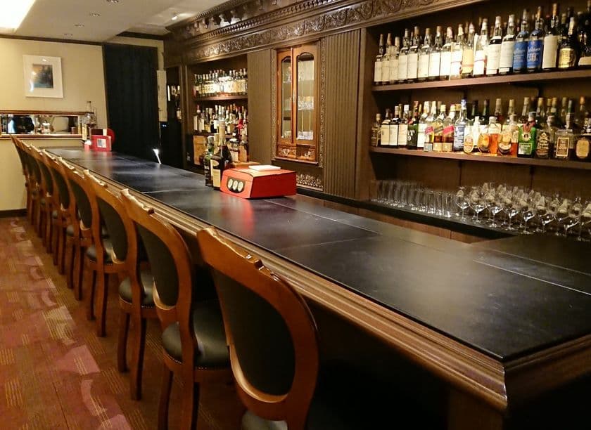 歴史ある街、日本橋にふさわしい静謐な空間で美酒を楽しむ
オーセンティックバー「Bar Prologue」 3周年