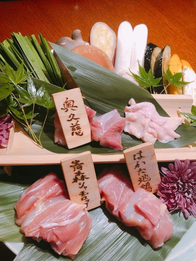 中目黒の地鶏焼肉店「鶏ノ屋」、
オープン3周年記念イベントを9/1～開催！
ドリンク飲み放題or一杯無料に