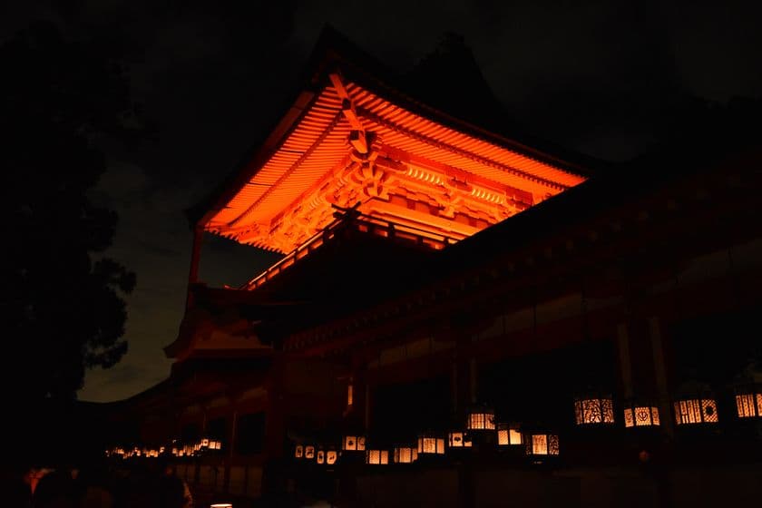 春日大社、ライトアップ照明に京セラのLEDを使用