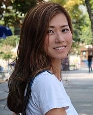 代表　葉 真由