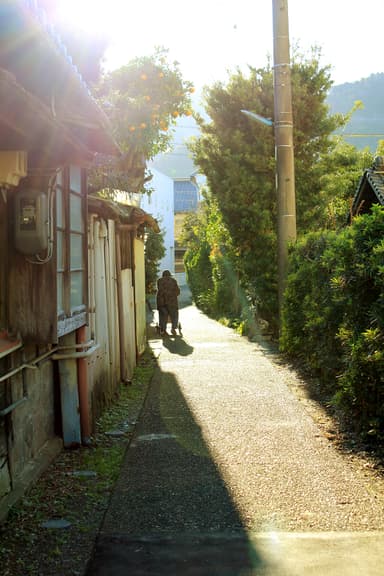 路地と人