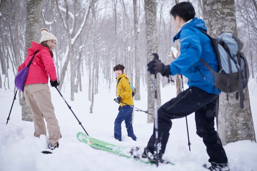 星野リゾート 奥入瀬渓流ホテル
冬の奥入瀬渓流をゆっくり歩く「渓流クロスカントリー」新登場
ゴール後には疲れた体が喜ぶ朝食を提供
期間：2020年1月14日〜 2月13日