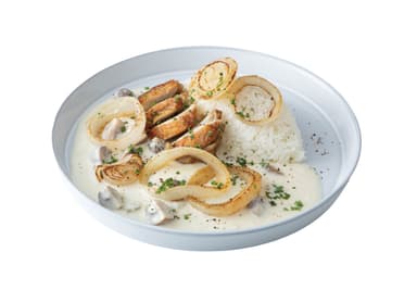 麹漬けチキンの白いチキンストロガノフ