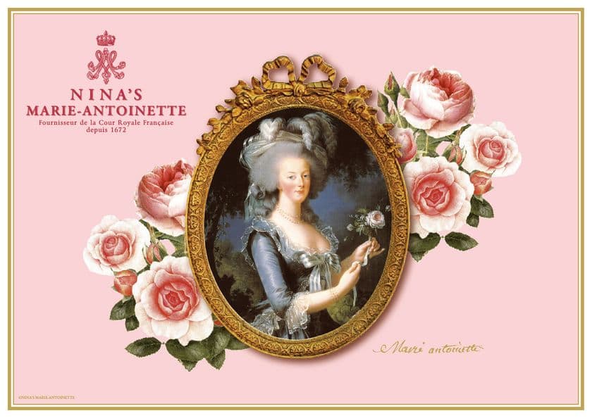 ＜11月2日は マリー・アントワネットの誕生日！＞
フランス紅茶ブランド「ニナス・マリー・アントワネット」
記念グッズがもらえるアントワネット生誕記念キャンペーンを
ル カフェ ドゥ ジョエル・ロブション、
ニナスサロン各店他で開催