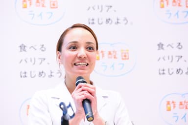 石原新菜先生