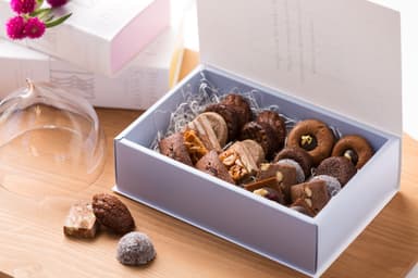 【軽井沢ホテルブレストンコート】ショコラのプティフールBOX