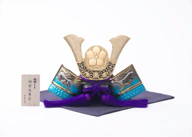 明智光秀公兜_背景白_正面