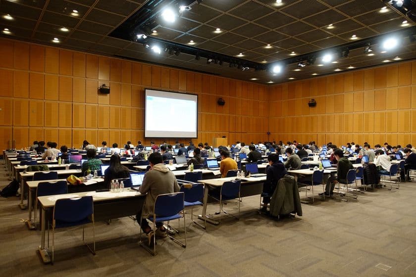 日本一の競技プログラマー(中高生対象)を決める大会
「第19回日本情報オリンピック(JOI 2019/2020)」
本選を2月8日・9日に実施　
日本代表選手候補の成績優秀者決定