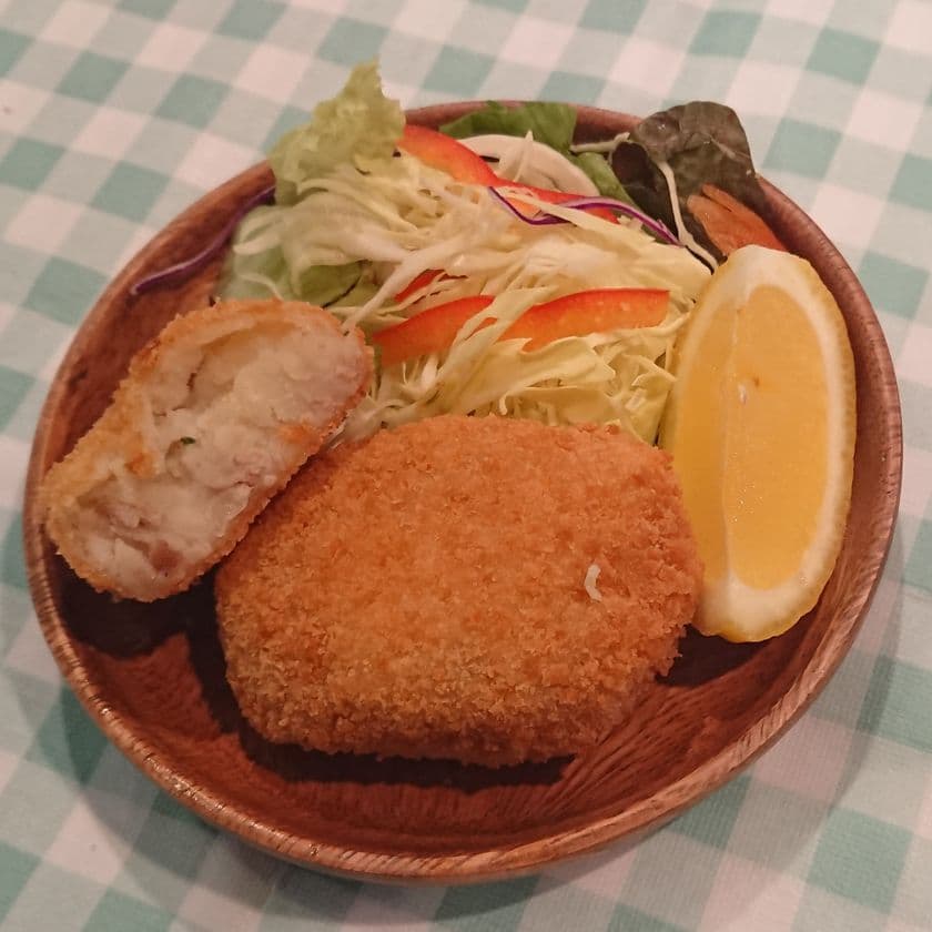 三大アレルゲン対応！「米粉で作った手作りコロッケ」販売開始
　小麦、卵、乳は一切使用せず、主要原材料は国産を使用