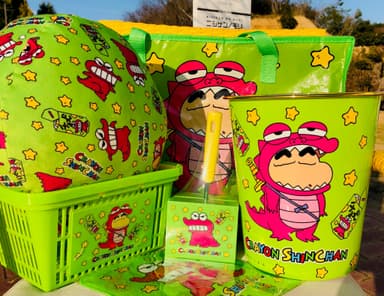 クレヨンしんちゃんの「ハッピーバッグ」